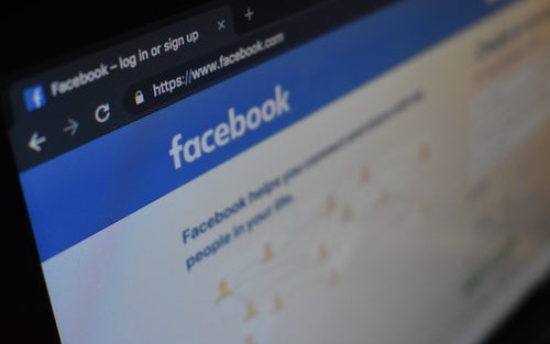 How to Integrate a Chatbot With Facebook Messenger